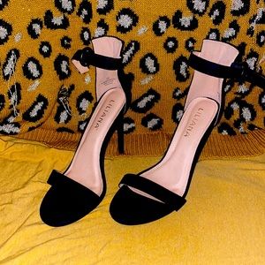 Black heals 😍